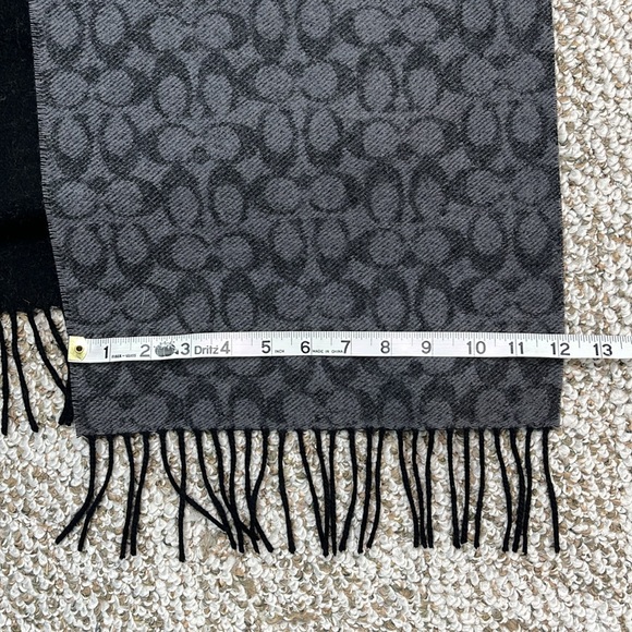 COACH Signature C Scarf Black & Gray Wool and Cashmere - Picture 9 of 10